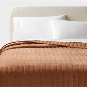 NWT Full/Queen Channel Stitch Velvet Quilt Camel - Threshold